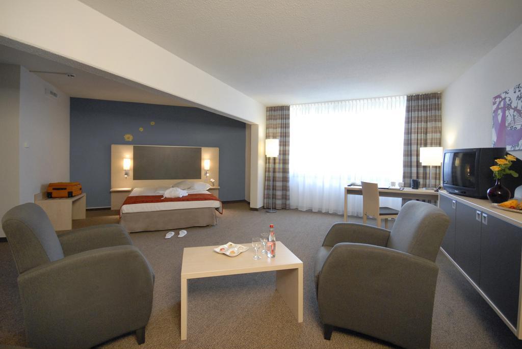 Mercure Bonn Hardtberg Habitación foto